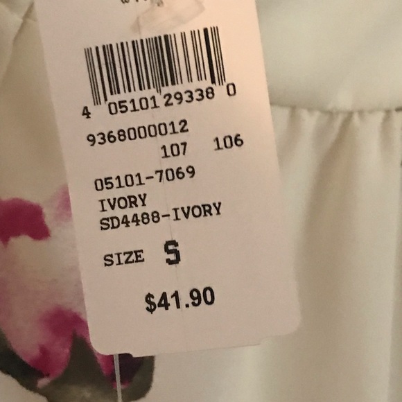 Summer Dress - Picture 5 of 6